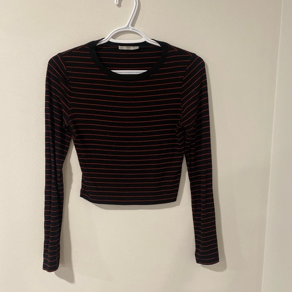 Zara long sleeve shirt. Black and red stripped size medium - Picture 1 of 3